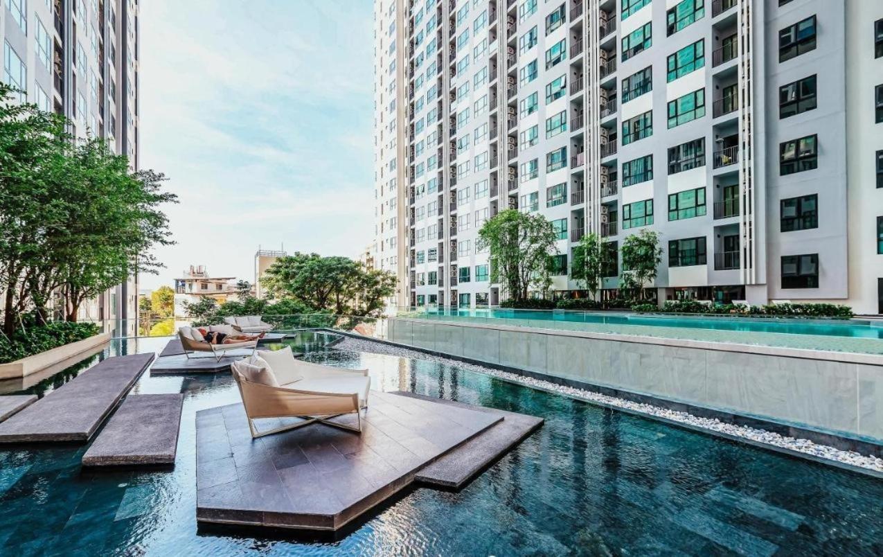 Amazing Infinity Pool Condo Next To The Beach Патая Екстериор снимка