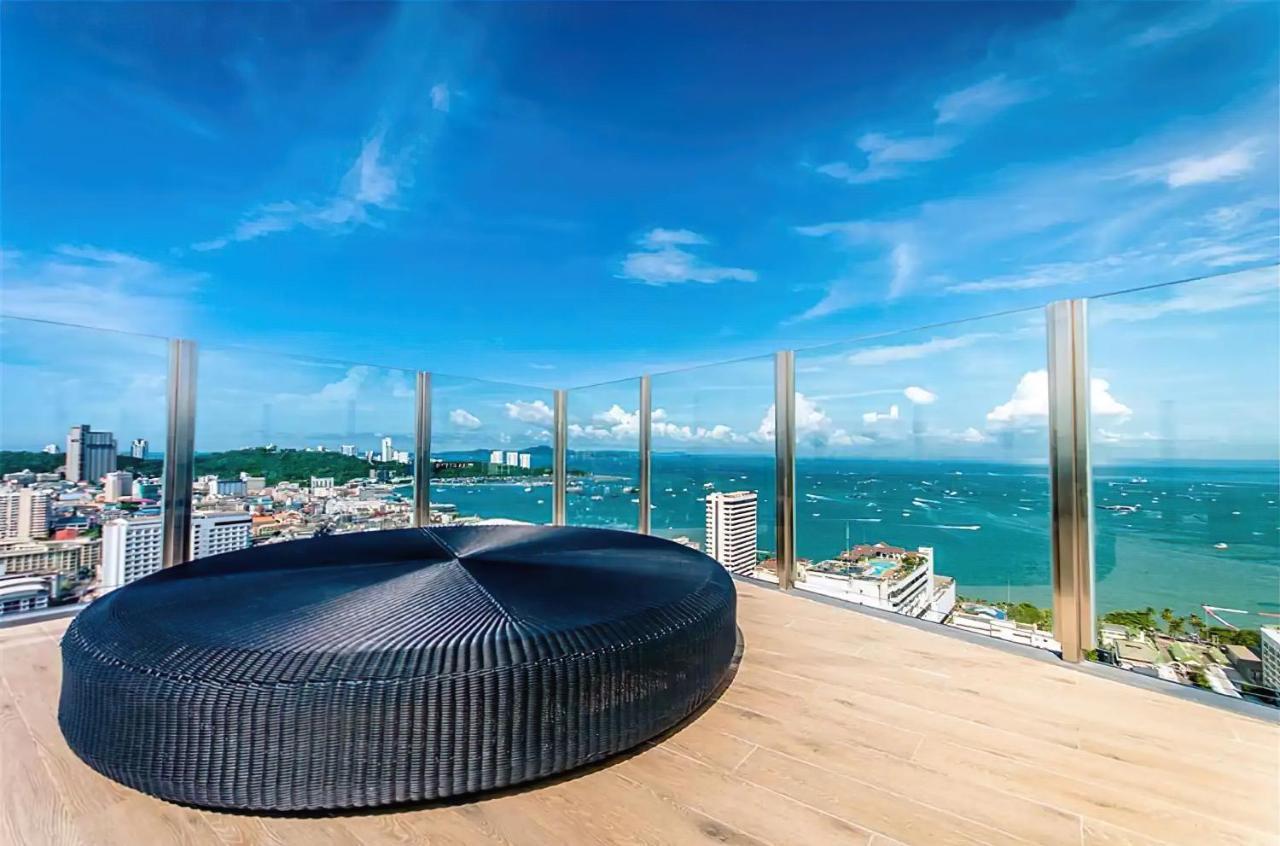 Amazing Infinity Pool Condo Next To The Beach Патая Екстериор снимка